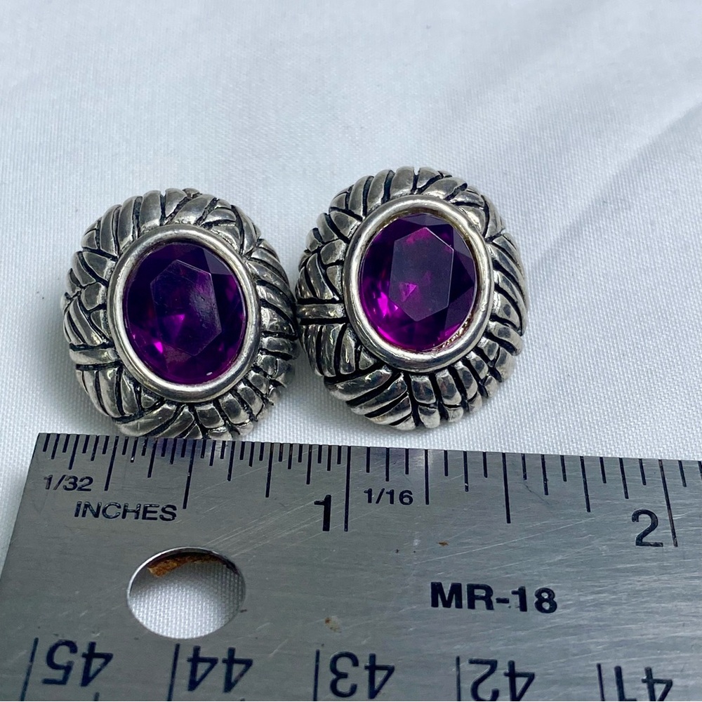 VTG Oval Silver-Tone Clip-On Earrings with Vibrant Purple Stone - Picture 4 of 5